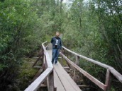 pic009.jpg: 2003/08/20 - Deb and Ben visit Alaska - 2003