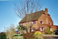 Pic-02.jpg: 2002/11/01 - Frank's 80th Birthday - 2002