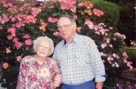 Pic-04.jpg: 1992/06/01 Grandma Collins 97th BD - 1992