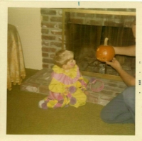 Pic-04.jpg: 1970/10/31 - Halloween - 1970 - Scottie