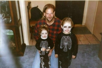 Pic-11.jpg: 1995/10/31 - Halloween - 1995 Scottie, Izzy, Judah
