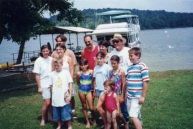 Pic-02.jpg: 1998/07/04 Family Reunion - Lake Barkley Kentucky - 1998