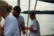 Pic-08.jpg: 1998/07/04 Family Reunion - Lake Barkley Kentucky - 1998