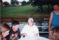 Pic-25.jpg: 1998/07/04 Family Reunion - Lake Barkley Kentucky - 1998