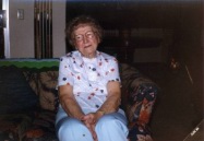 Pic-p01.jpg: 1985/05/01 - Grandma Collins 90th Birthday? - 1985