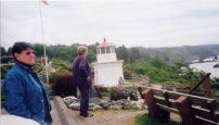 Pic-03.jpg: 2002/05/15 - Lisa's Humboldt Graduation - 2002