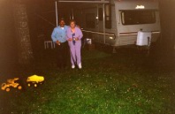 Pic-10.jpg: 1995/02/01 - Sam's 4th Birthday and Scott's 71st Birthday - 1995
